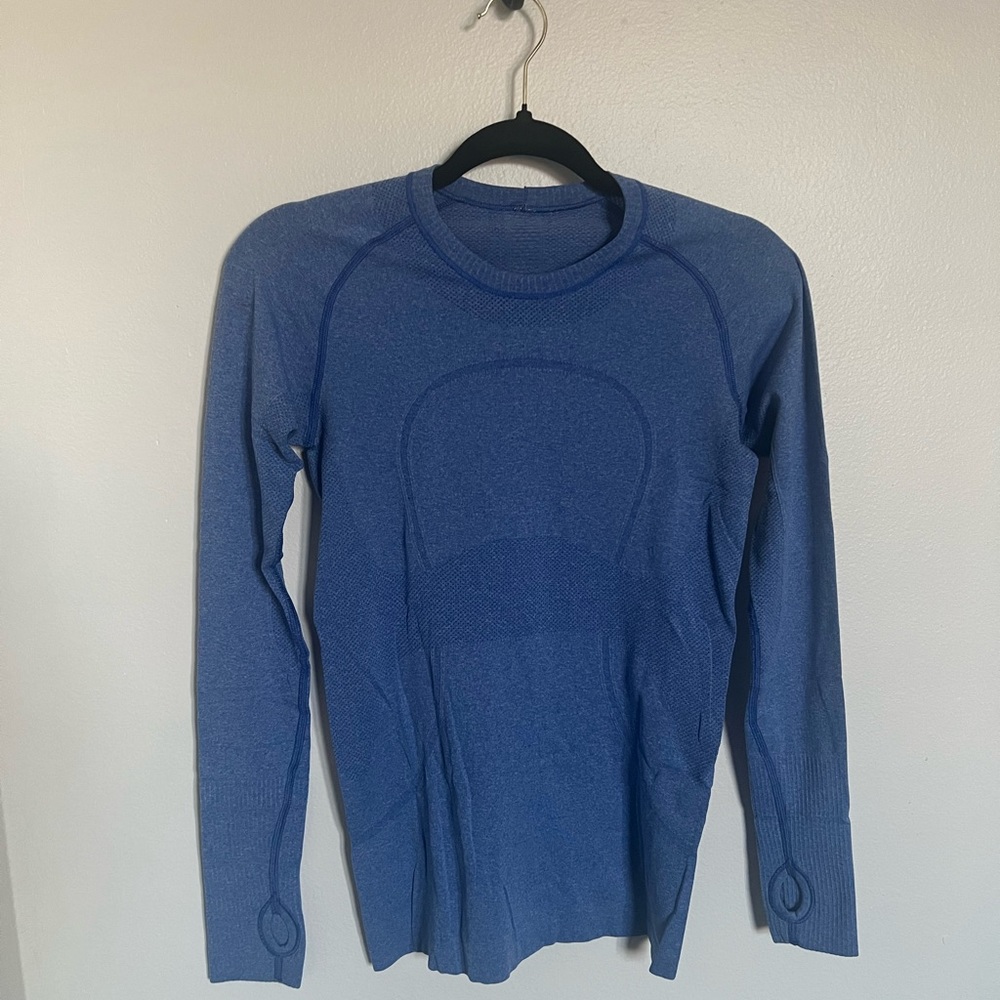 Lululemon Swiftly Tech Long Sleeve size 6